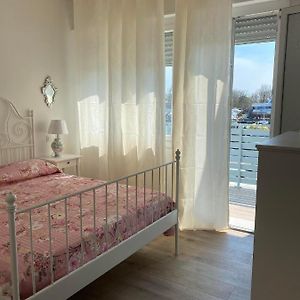 Camera con letto king size